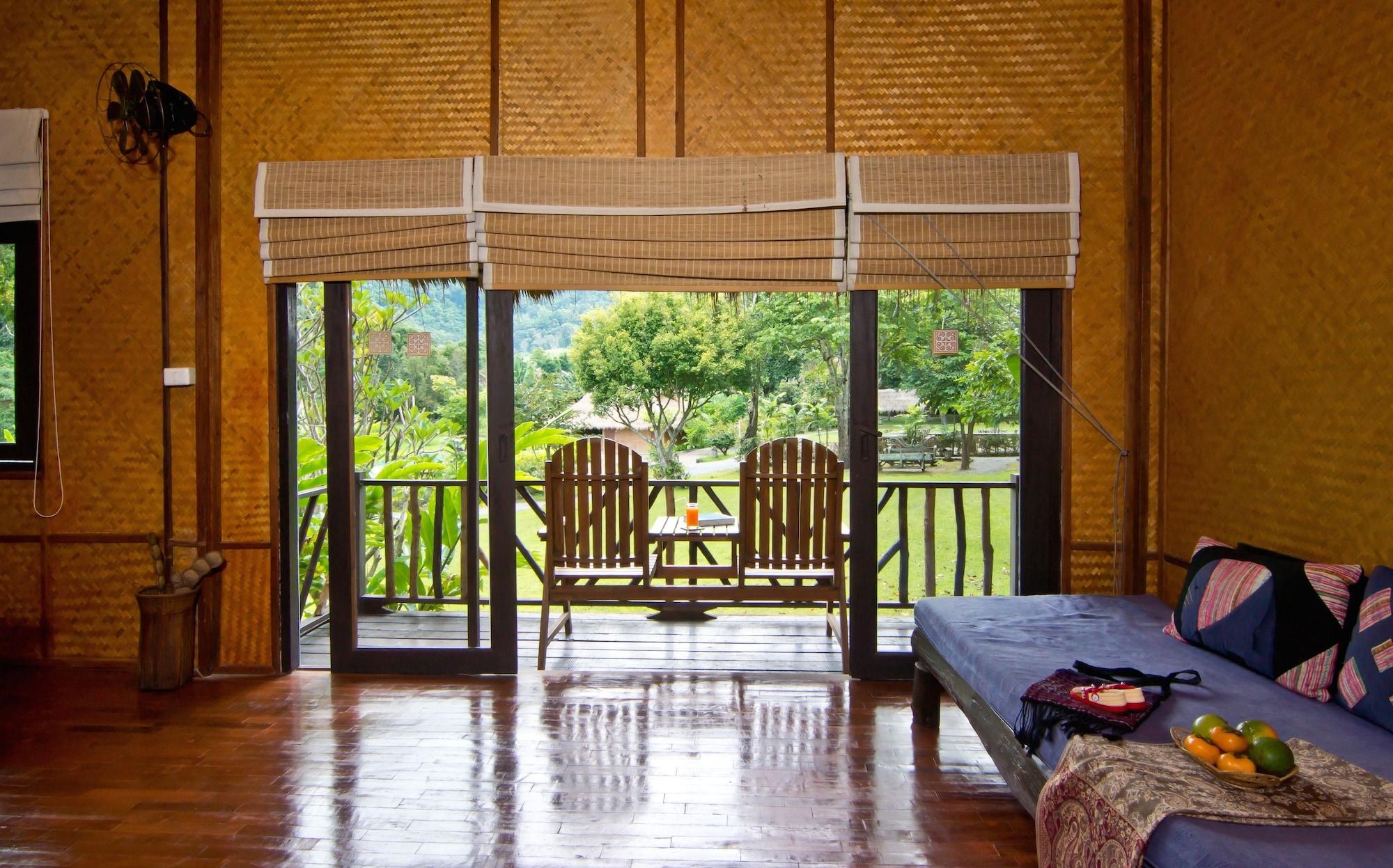 Hmong Hilltribe Lodge Маэ-Рим Экстерьер фото